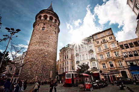 18 Mayıs Pazar Günübirlik Renkli İstanbul Turu
